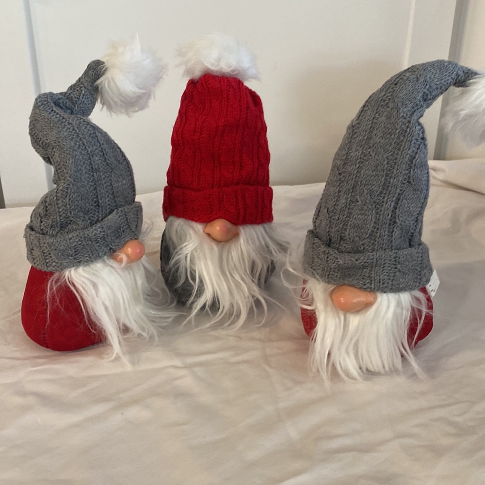 Nordic Gnome Doll Bean Bag Pom Button Nose Gray Knitted Hat